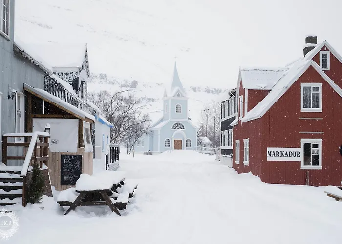 Media Luna Guesthouse